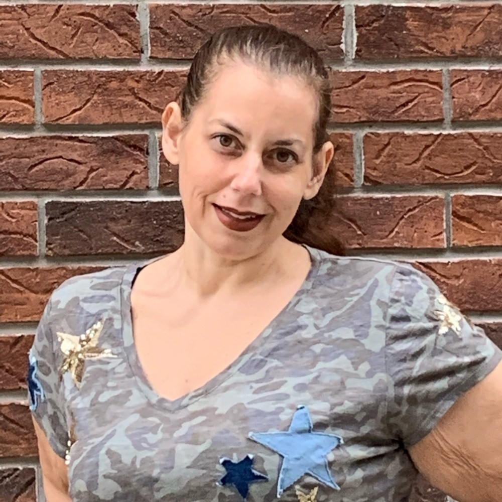 Meet your Posher, Amy